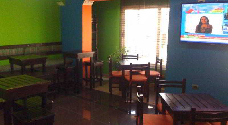 Koa Hotel Tirane מראה חיצוני תמונה